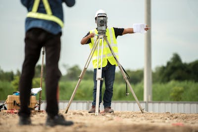 Surveyor Cost Guide 2022- Get a free quote | iseekplant