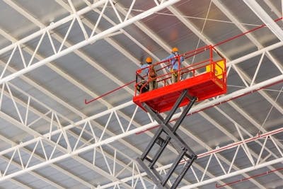 6 Things to Know Before Hiring a Scissor Lift