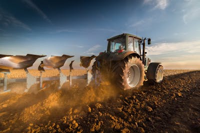 Which Tractor is the Right Tractor for your Job?