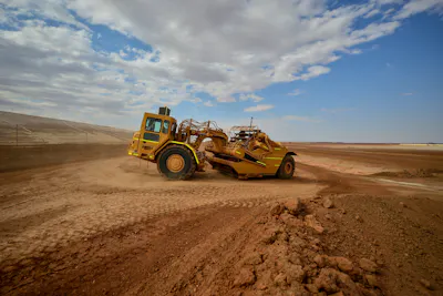 A complete guide to the scraper hire process